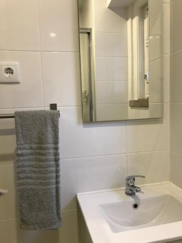 Romantic 1 Bedroom Apartment At Roma Avenue - 1C Lisboa Exteriör bild