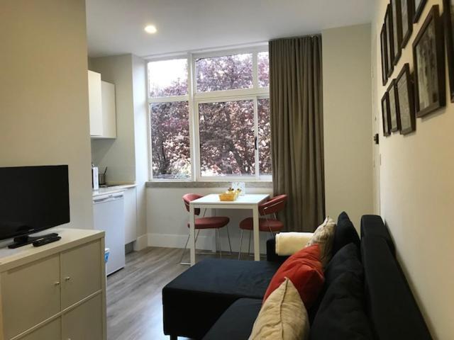 Romantic 1 Bedroom Apartment At Roma Avenue - 1C Lisboa Exteriör bild
